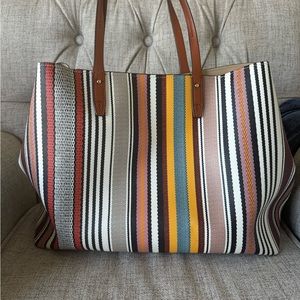 Kerrington Square Tote